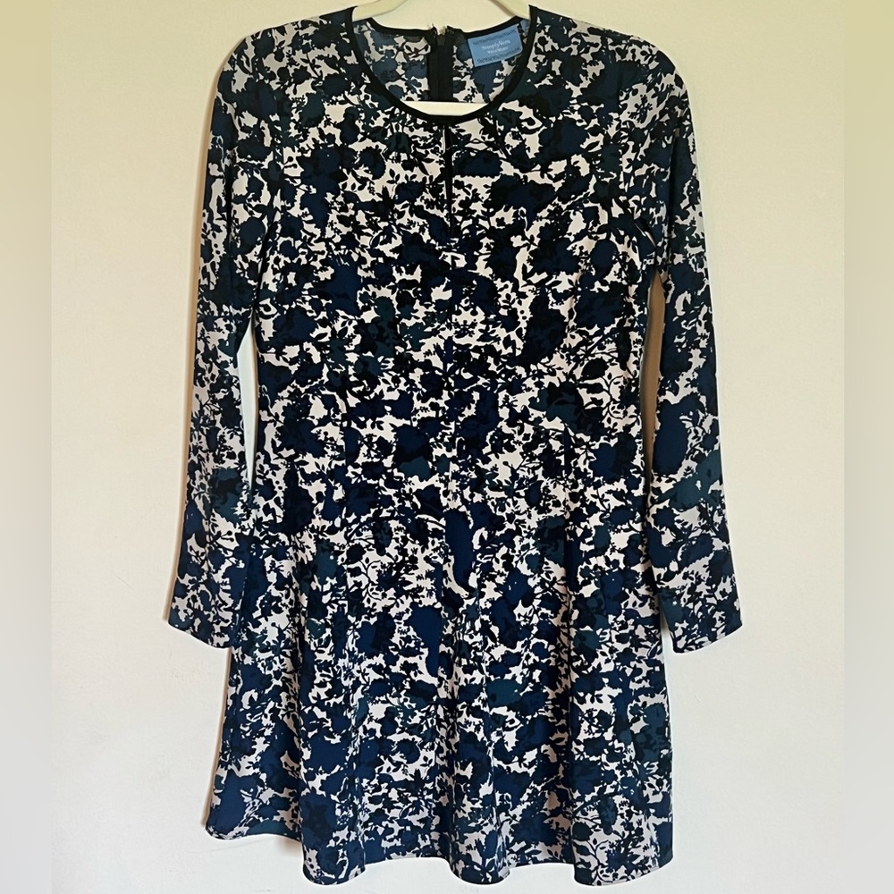 Simply Vera Wang | Womens Small Blue Black Floral Dress Knee Length Keyh…